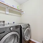 Brand New 4Br 2Ba Holiday Home With Hot Tub